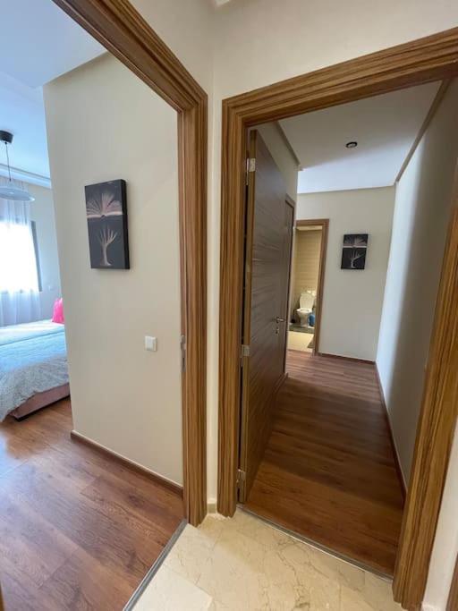 Chic & Cosy Flat Near Airport Lockbox Fast Wifi Apartment Nouaceur Exterior photo